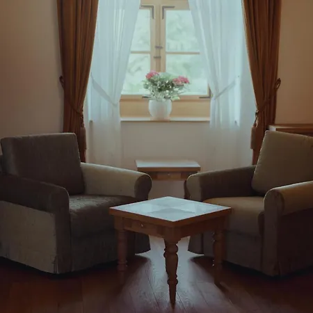 Brigaderos Brigadir Hotel