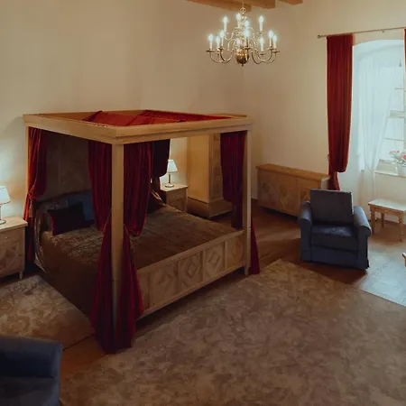 Brigaderos Brigadir מלון Borsa